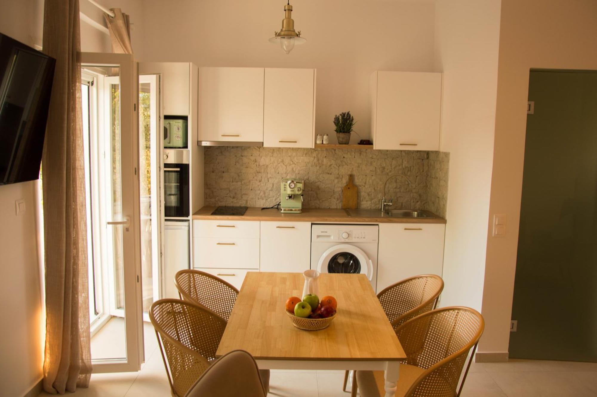 Aristidis Apartments Ágios Geórgios Extérieur photo